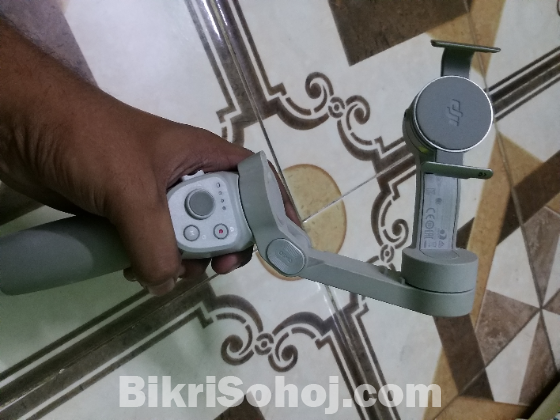 DJI OM 4, 3-Axis Smartphone Gimbal